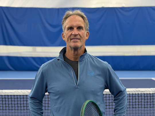 Greg tennis pro TCR